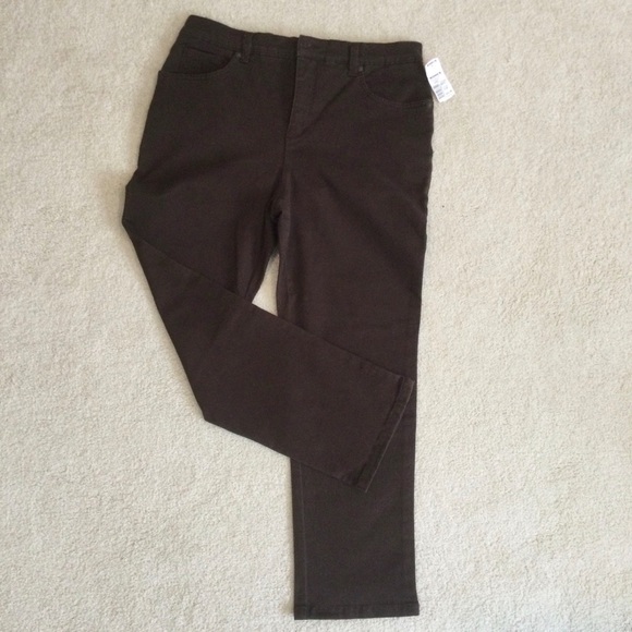 NWT Brown Gloria Vanderbilt Jeans in Size 12 Petite Short - Picture 3 of 7